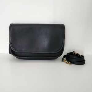 LIKE NEW Coach Ritchie Leather Crossbody Bag 9937 (Navy)